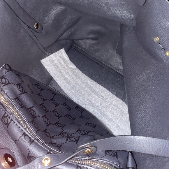 Bebe Alexis Tote Black - Picture 4 of 4